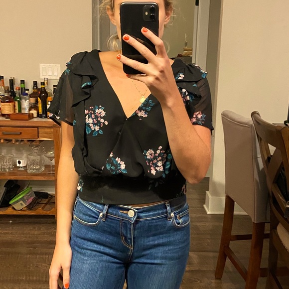 Code x Mode. Small. Cropped Floral Blouse. Tags - Picture 1 of 5